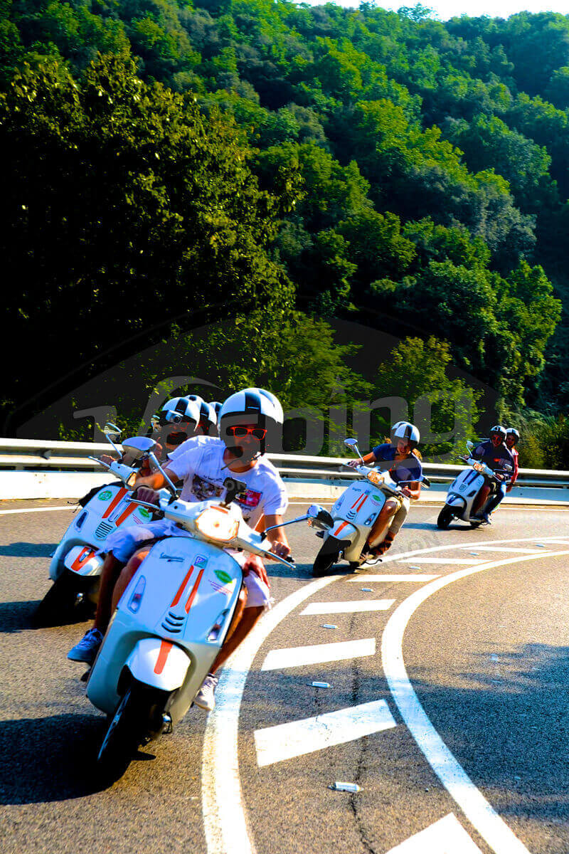 Vesping.Barcelona.Scooter.Vespa.Open.Daily.Guided.Tour 5
