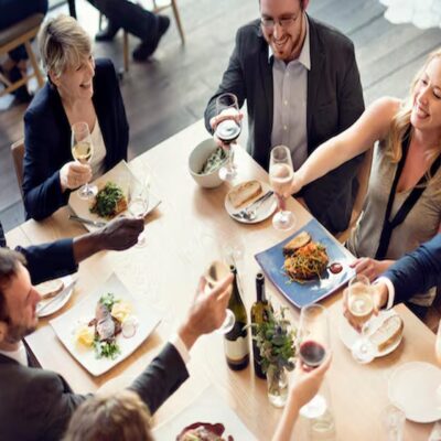 How to Host a Successful Corporate Dinner